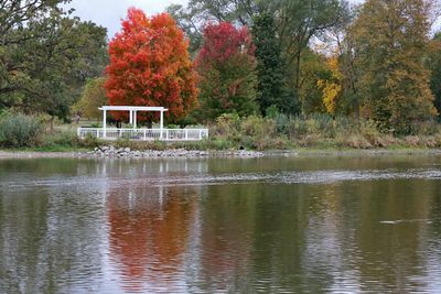 Fall Along the Fox