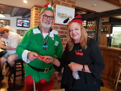 221210 Xmas coffee morning 08.jpg