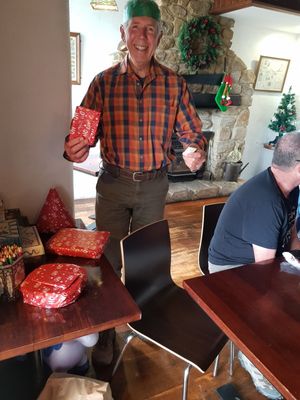 221210 Xmas coffee morning 11.jpg