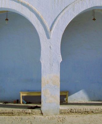Kairouan bench.JPG