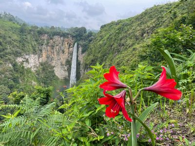 Sipiso Piso falls