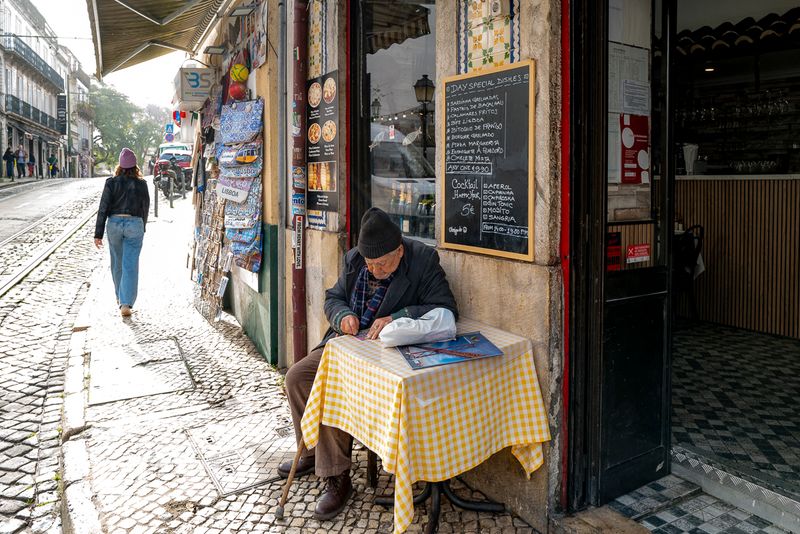 Scratch off in Lisbon 