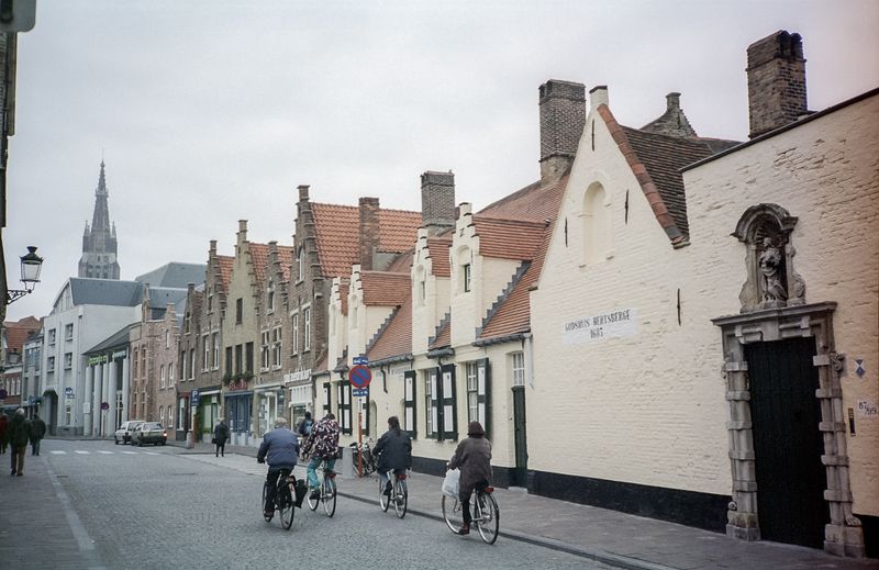 Bruges Q 03.jpg