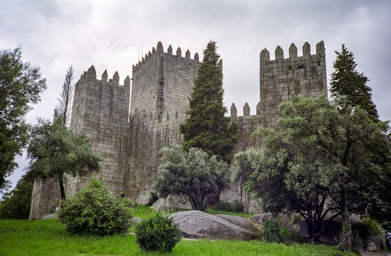 guimares 012castle.jpg