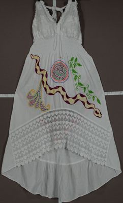 embroidered_dresses