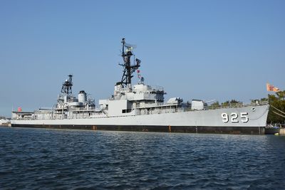 DDG-925 TeYang Navy Destroyer