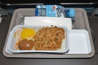 In-Flight Dinner (CX 473)