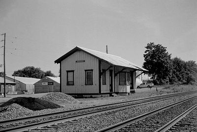 Mertztown Station