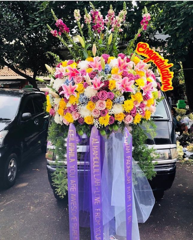 PAPAN BUNGA HAPPY WEDDING, PAPAN BUNGA DUKA CITA, TOKO BUNGA JAKARTA