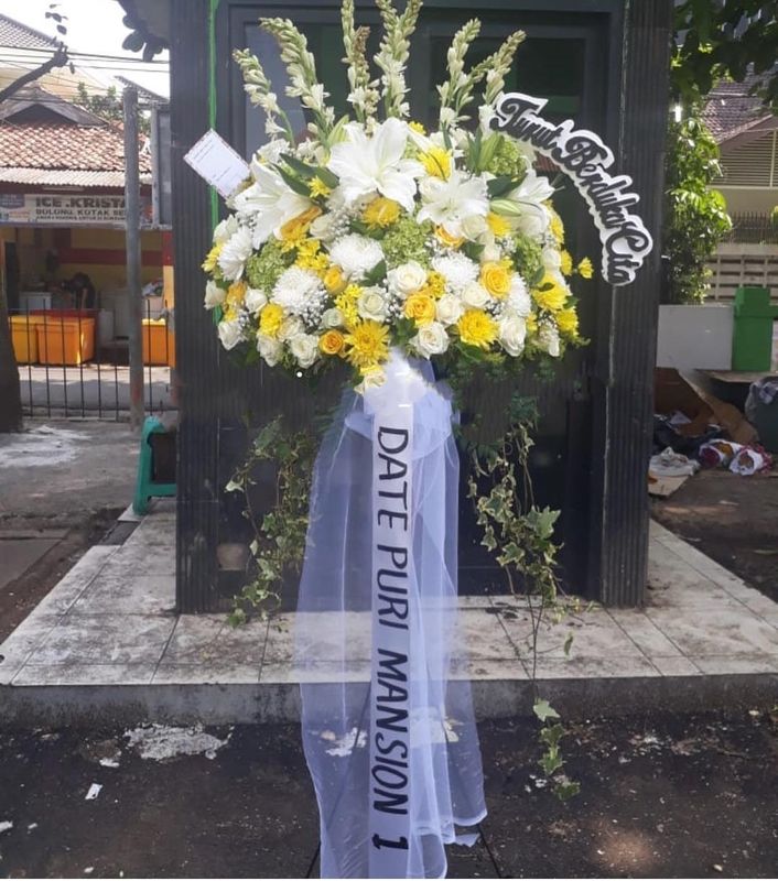 PAPAN BUNGA HAPPY WEDDING, PAPAN BUNGA DUKA CITA, TOKO BUNGA JAKARTA