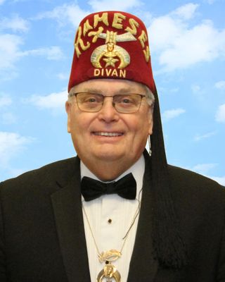 DIVAN_OG_Tom_Lundy_8x10_IMG_9014.jpg