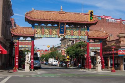 Gateway to Victoria chinatown