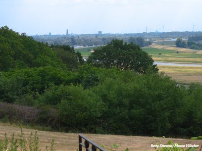 Uitzicht naar Arnhem - View to Arnhem