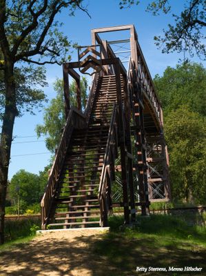 Landgoed Vilsteren: wandelbrug over het spoor