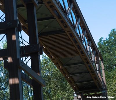 Landgoed Vilsteren: wandelbrug over het spoor
