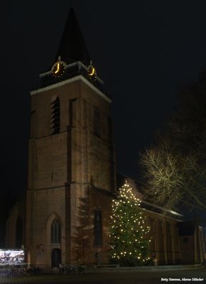 Woerden - de Petruskerk in kerststemming