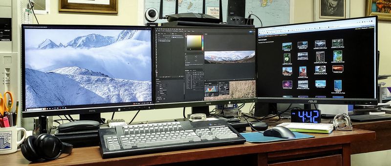 3 Monitors_2.jpg