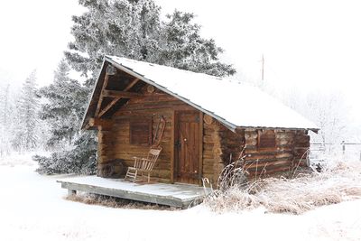 Lorraine Hill 001 Cabin