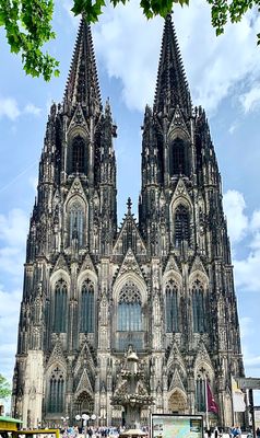 Kristin Grisdale Architecture 002 Cologne Cathedral. May 2022. Gothic.jpg