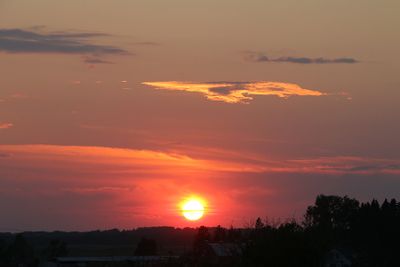 Lorraine Hill 003 Sunset from Lockend Road