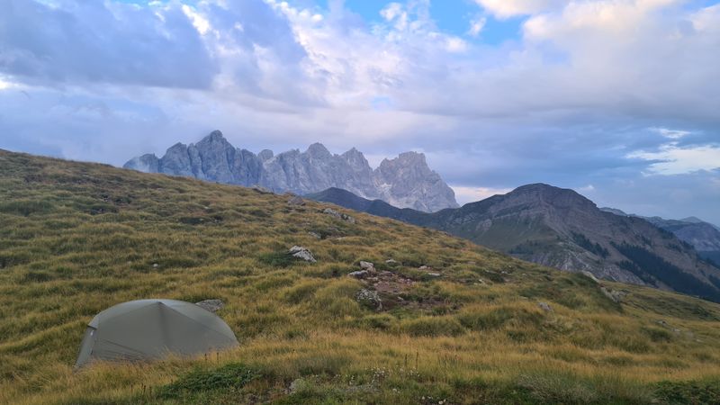 Camped north of Passo Velles