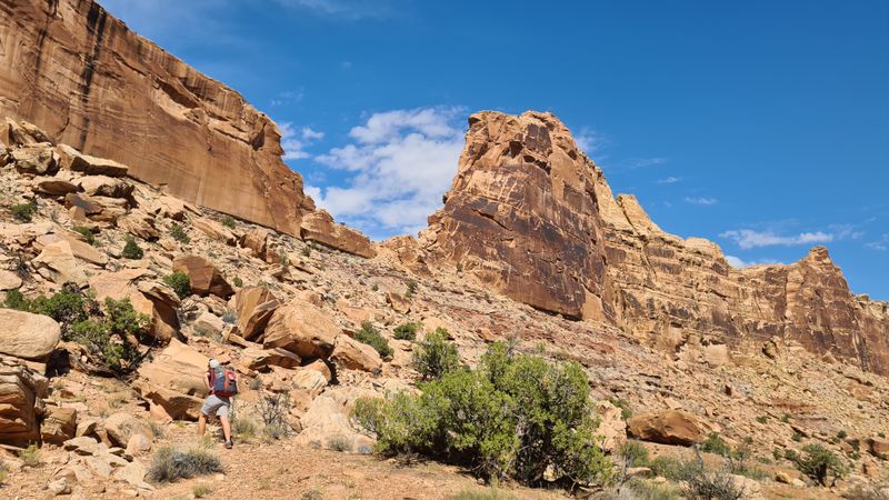 We hiked up and over a ridge notch between Cane Wash and San Rafael river