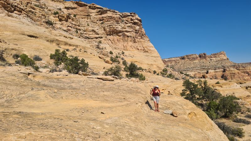 A lovely tenuous slabby descent into Cane Wash 