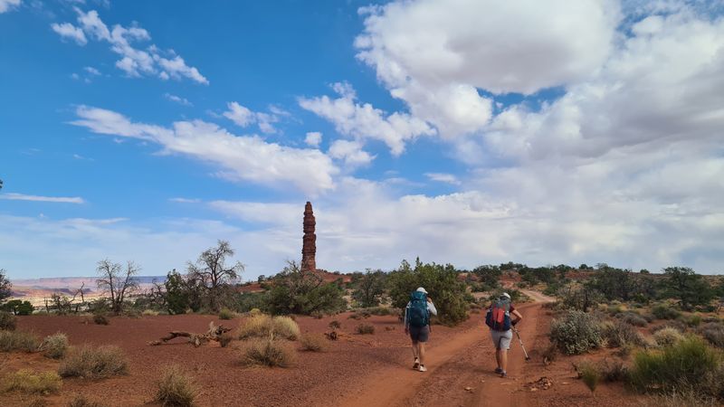 Back on the plateau towards Chimney Rock