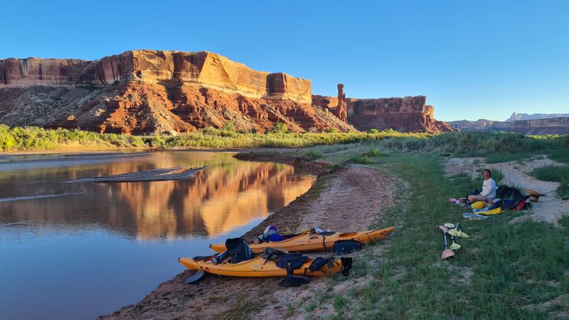 Utah Green River kayak - Day 5 Valentines camp in evening