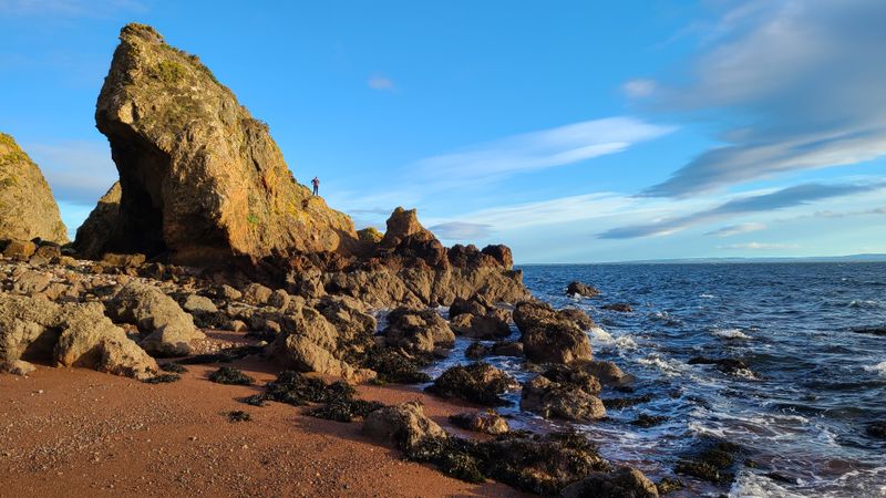 Dec 24 Cromarty MacFarquhers cave