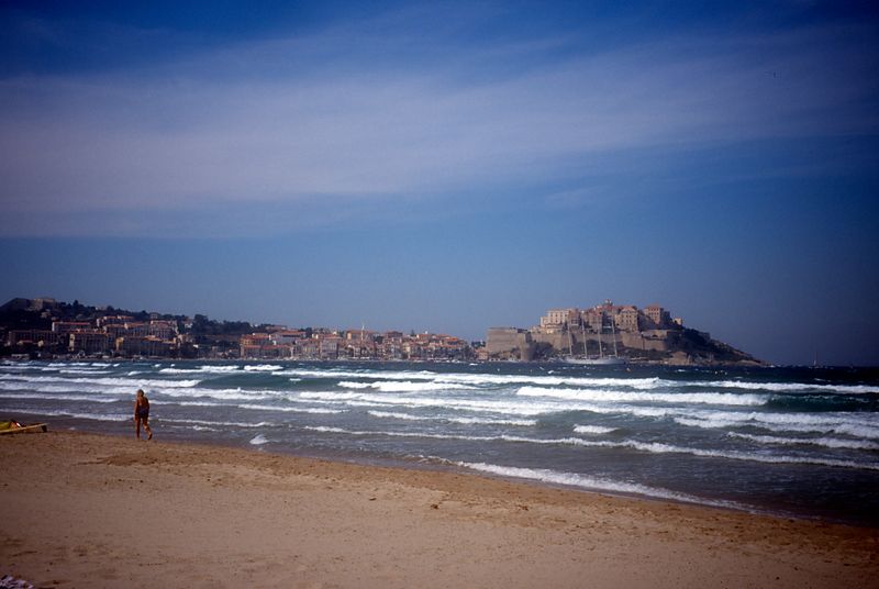 Corsica Day 14 High waves at Calvi beach