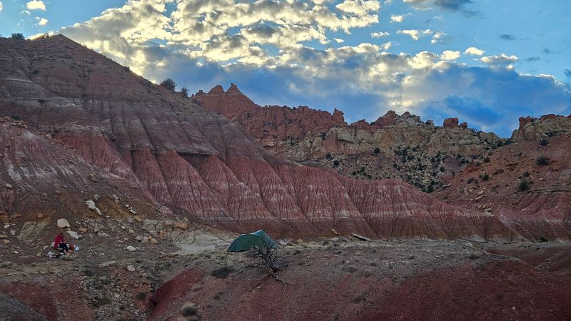 Oct 25 Egg Canyon 'Pink Pass' camp