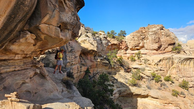 Lower down on Ferns Nipple descent with lots of great scrabbling around. We finished at the Fremont River