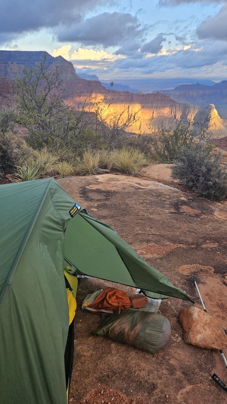 Oct 25 Grand Canyon Day 2 - Yuma Point tent in morning