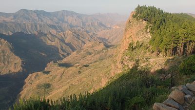 Mar 23 Gran Canaria Near Degollada de las Palomas