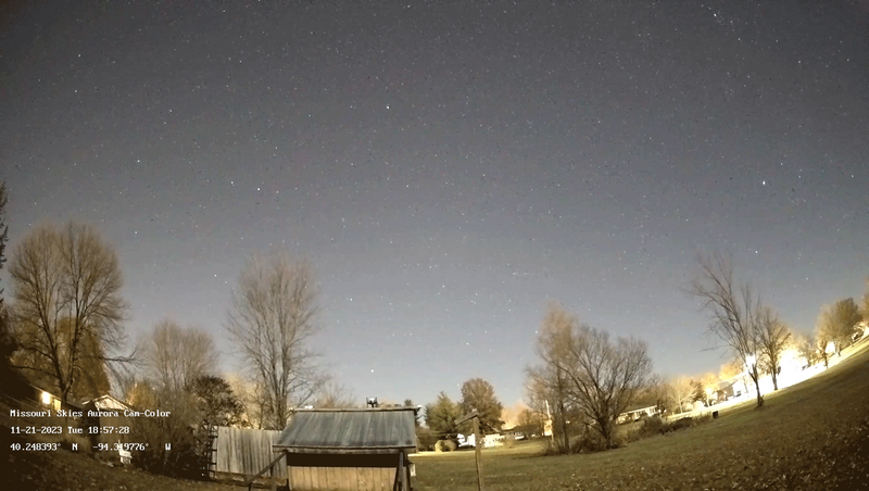 GIF-1-Missouri-Skies-Meteor-11-21-23-COLOR.gif