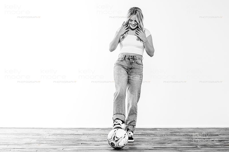 E57A2443bw.jpg