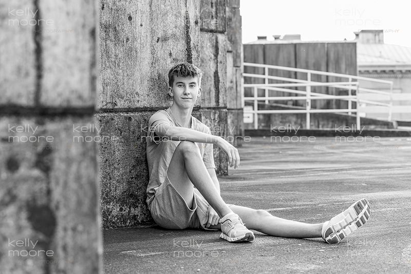 E57A7102bw.jpg