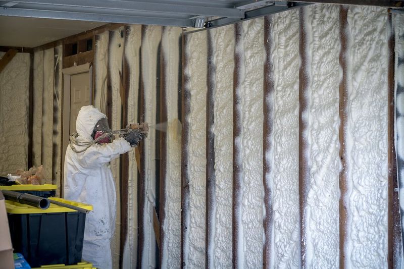 Green Earth Spray Foam