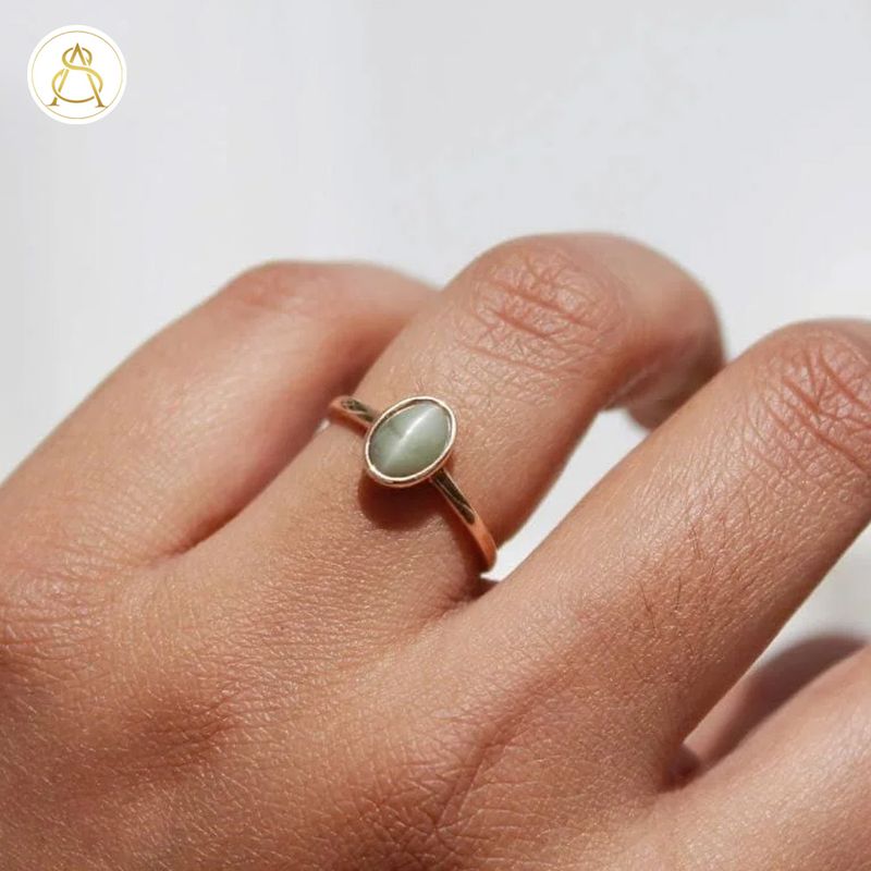 Astroscience Lahsuniya Cat's Eye Gemstone in Delhi NCR