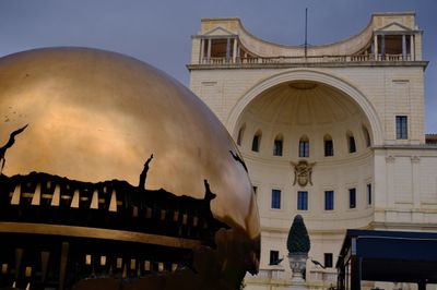 Moder and Old (Vatican)