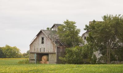 Crib and Barn 