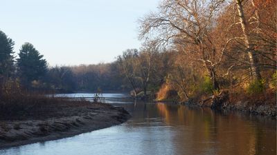 Early Morning in Late Autumn 