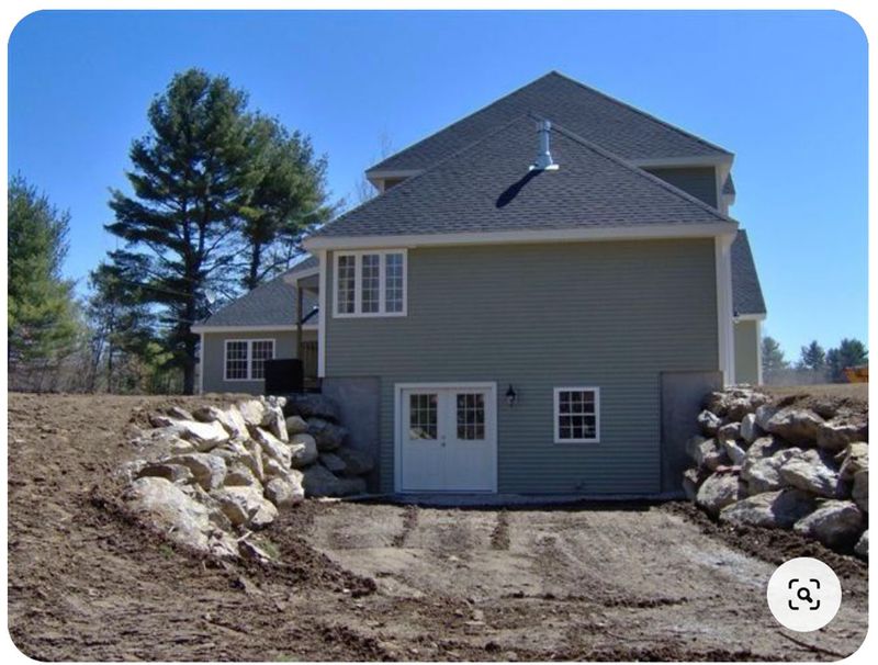big rock tall retaining wall.jpg