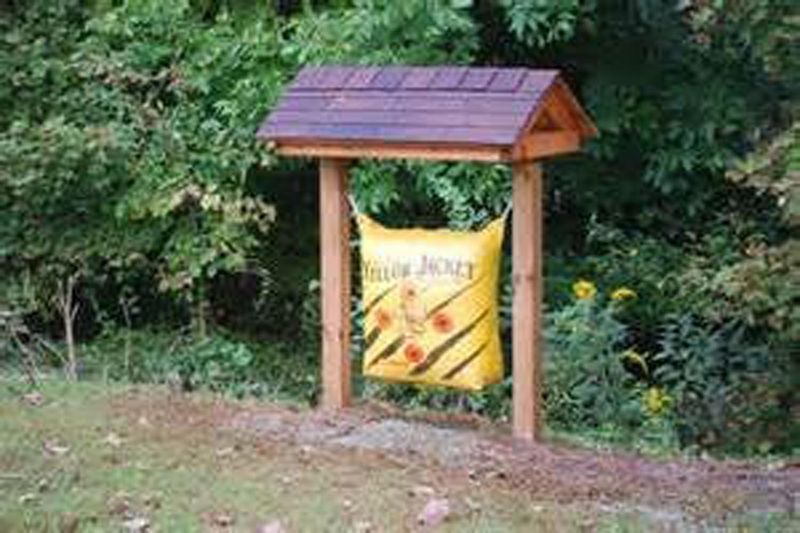 upright with roof 2.jpg