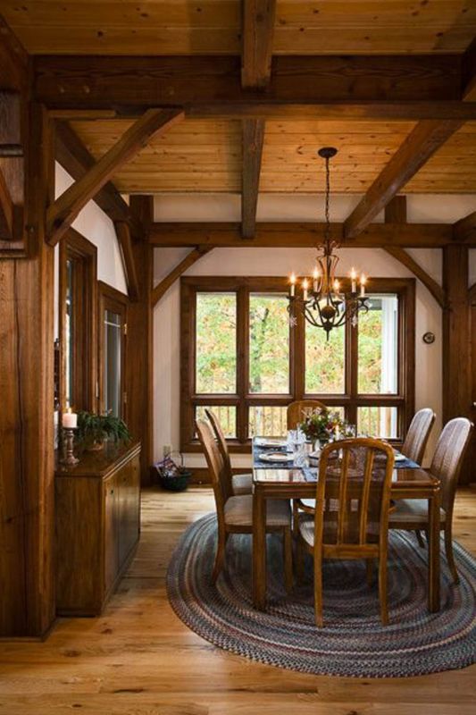 dark beams light ceiling MLR2023.jpg