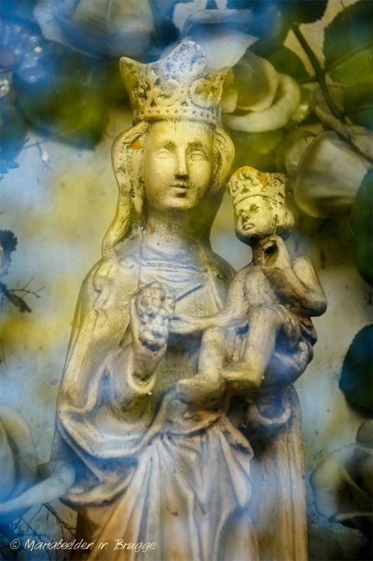 groenerei-3---staande-maria-met-kind-koningin-2_34143451905_o.jpg