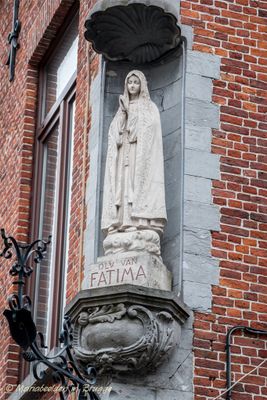 ezelstraat-53---sledestraat---olv-van-fatima-1_32838116332_o.jpg