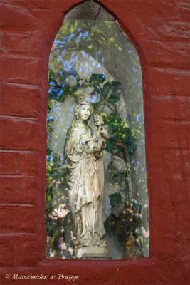groenerei-3---staande-maria-met-kind-koningin-1_33758390900_o.jpg