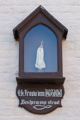 leestenburg---olv-van-fatima-bescherm-onze-straat_33640892382_o.jpg